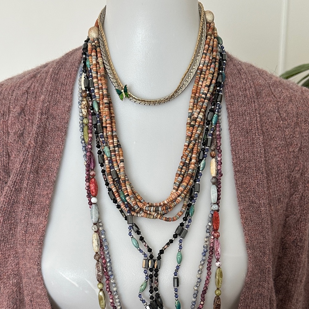 Necklace bundle beaded, magnetic, costume